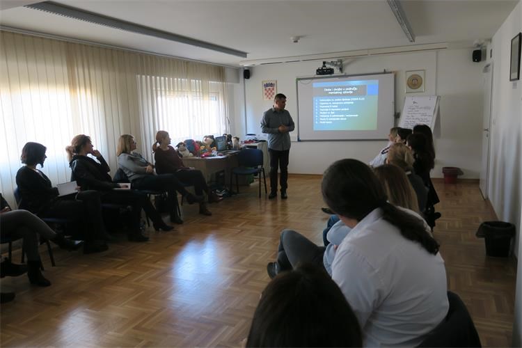 Slika /slike/Zatvorski sustav/Centar za izobrazbu/20 i 21-02-2020-trening za primjenu participativnih metoda i pristup u stručnom radu Probacijske službe/trening_20 i 21 02 2020_slika 2.JPG